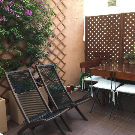 Chambre 1 Personne Avec Terrasse Centre Ville Marseille 3 Nuits Min , Femme Uniquement المظهر الخارجي الصورة