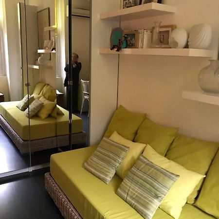Chambre 1 Personne Avec Terrasse Centre Ville Marseille 3 Nuits Min , Femme Uniquement المظهر الخارجي الصورة