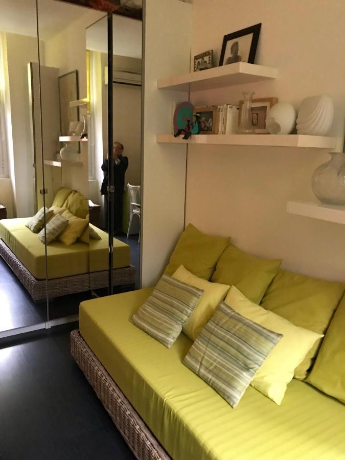 Chambre 1 Personne Avec Terrasse Centre Ville Marseille 3 Nuits Min , Femme Uniquement المظهر الخارجي الصورة